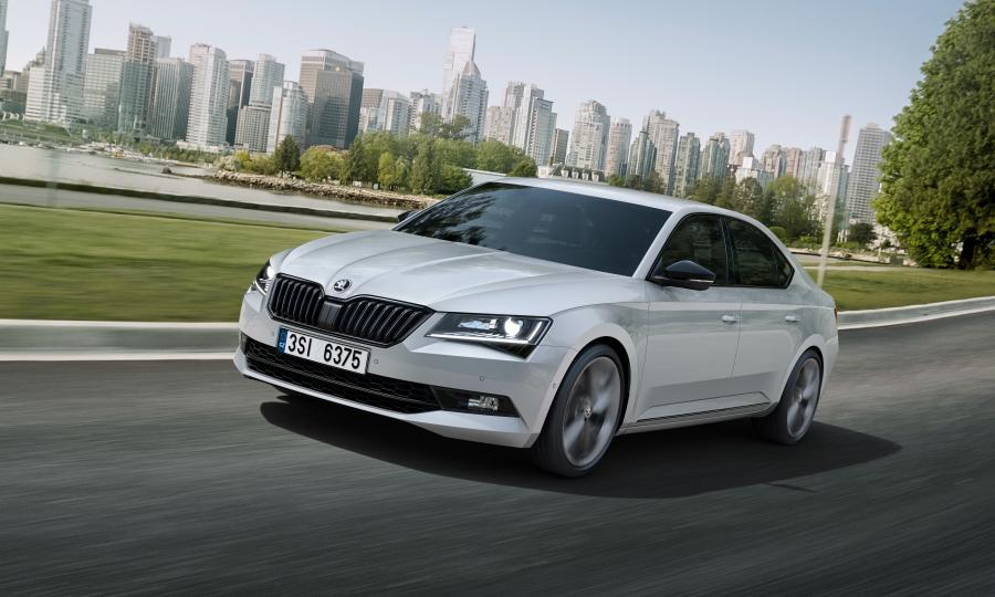  Skoda Superb SportLine 2015 года  (WW) (фото 8 из 9)